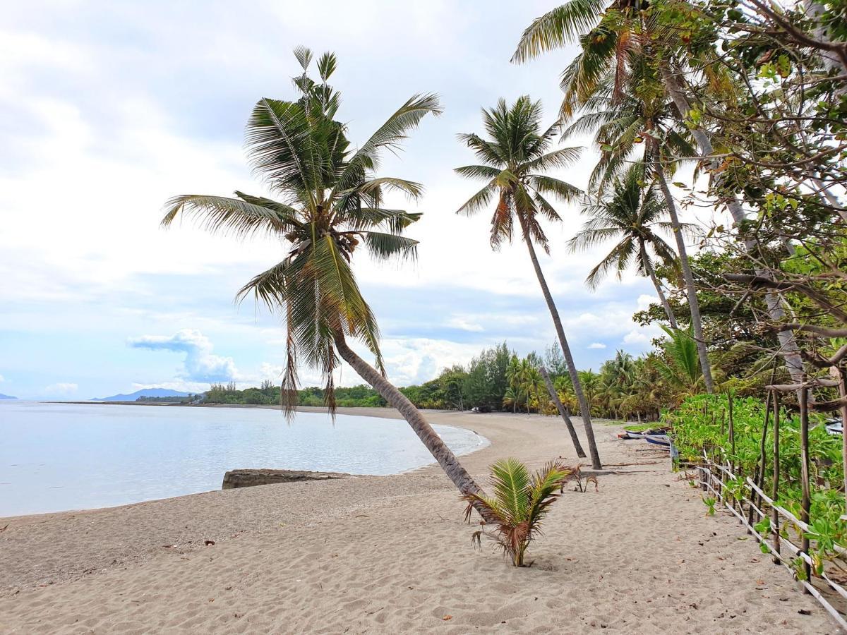 Waiara Village Guesthouse Maumere Bagian luar foto